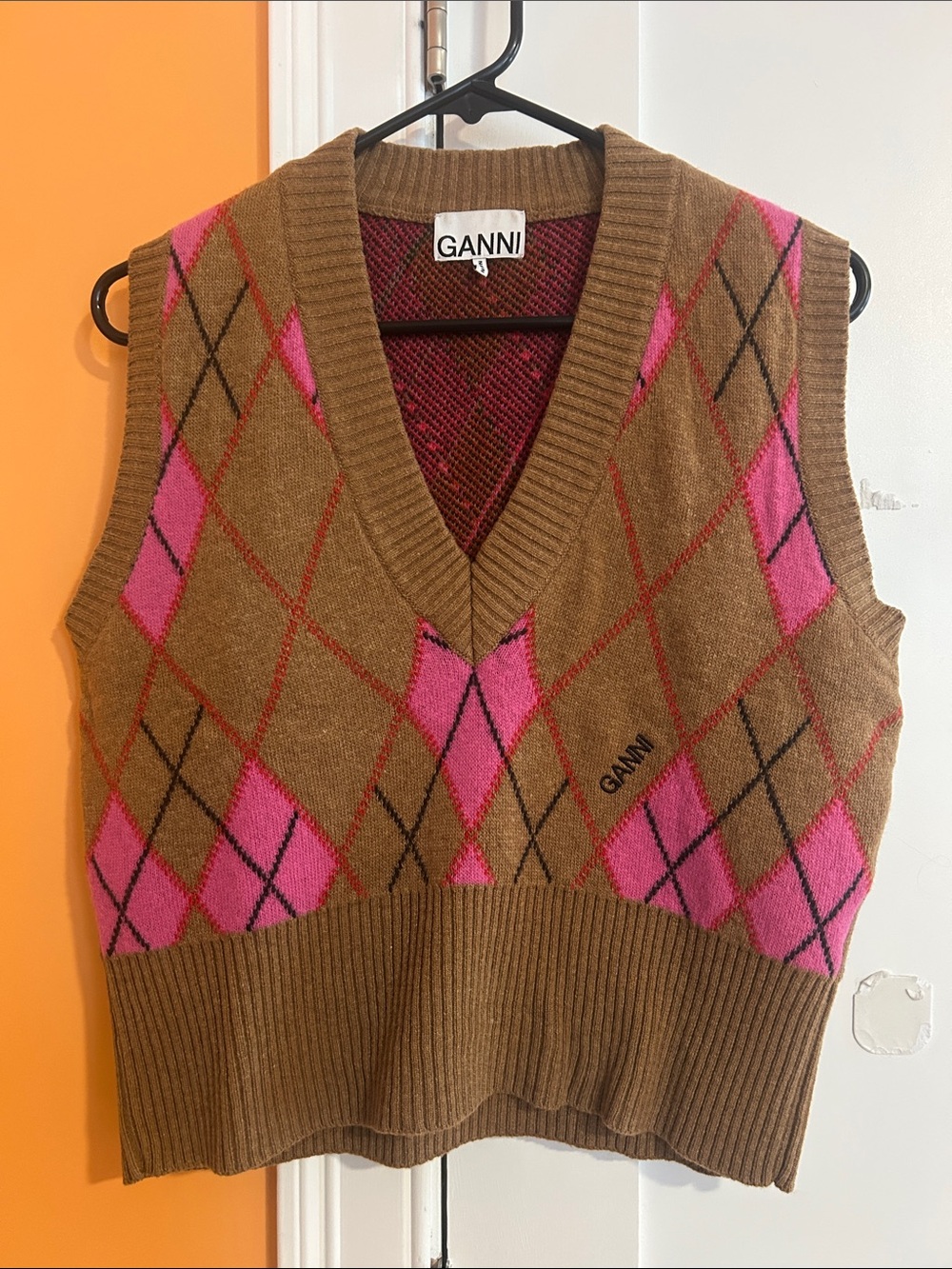 Ganni Brown & Pink Argyle V-Neck Sweater Vest